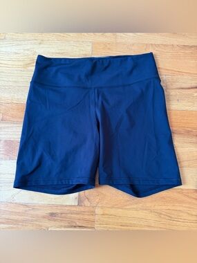 OLD NAVY Active Women’s Black Powersoft Go-Dry High-Rise Bike Shorts Size L